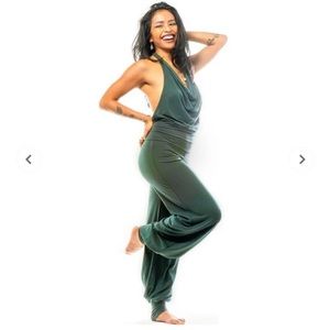 Aria Lattner Yoga Jumpsuit - Pine Green